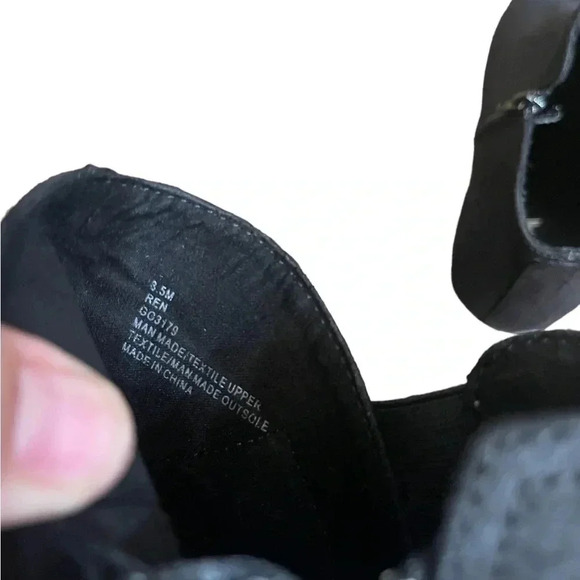 MIA Black Wedge Side Zip Ankle Booties Women’s size 8.5 - Picture 6 of 9